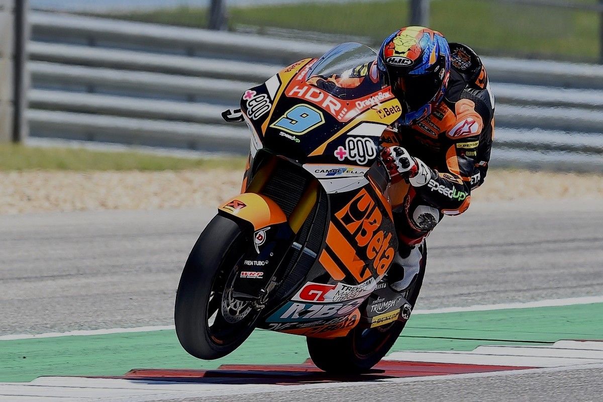 Jorge Navarro lidera una primera línea española en Moto2