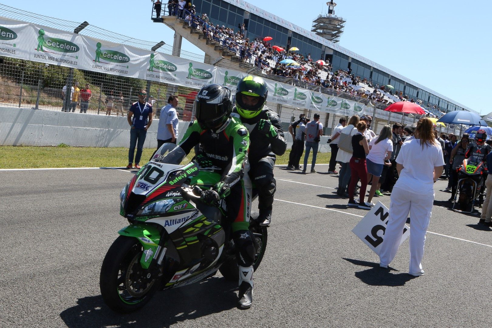 ¡No pierdas la oportunidad de subirte a una Superbike!