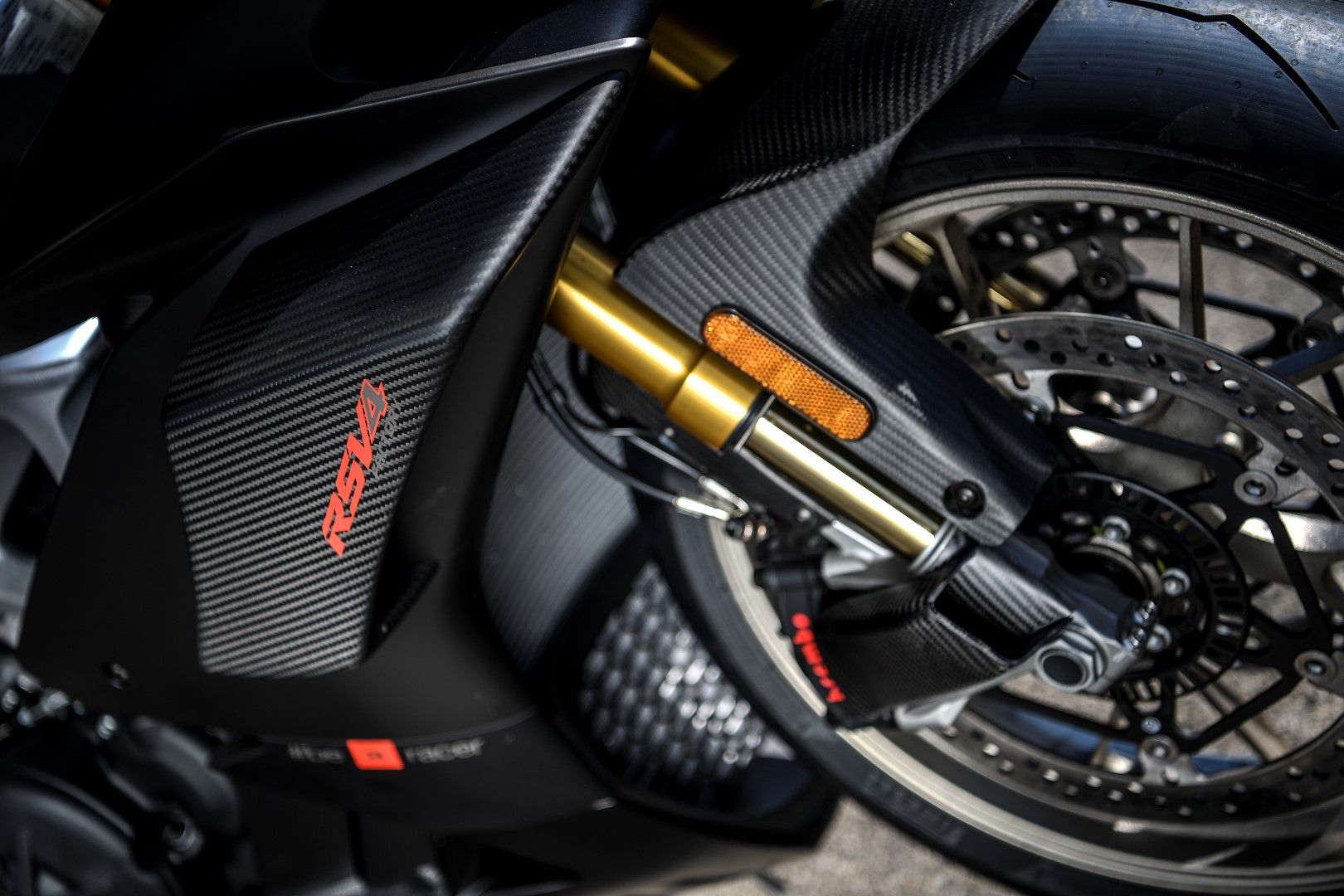 Aprilia RSV4 1100 Factory