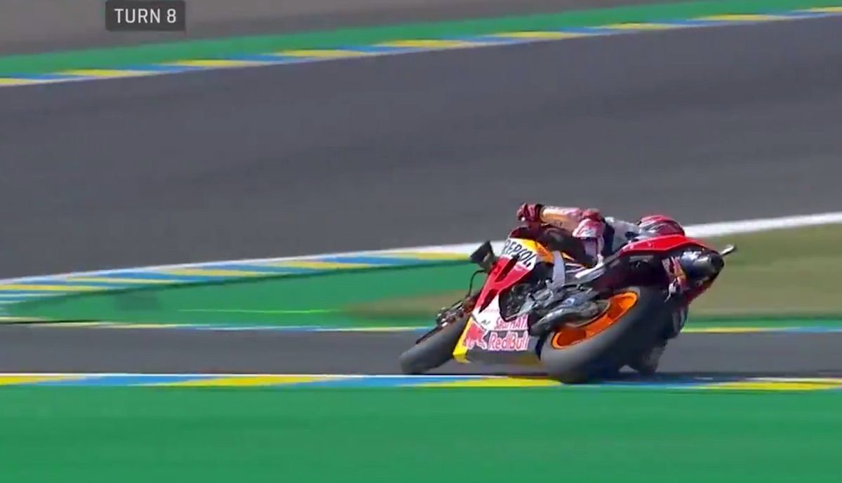Nueva e incalificable salvada de Marc Márquez en Le Mans