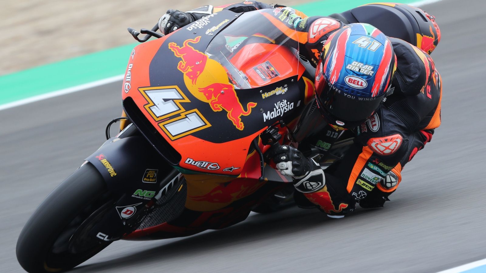 Brad Binder confirma la reacción de KTM liderando los libres de Moto2 en Le Mans