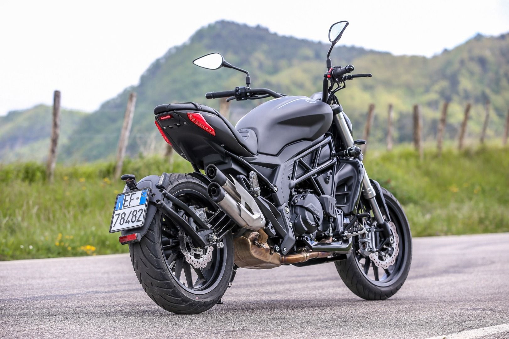 Benelli 502C, prueba y primeras impresiones