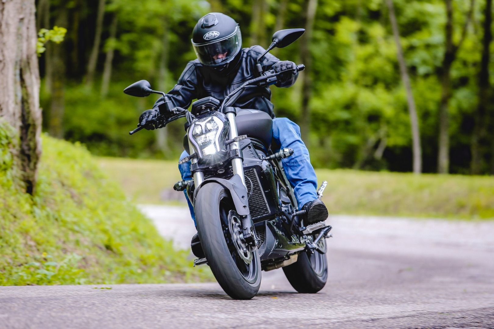 Benelli 502C, prueba y primeras impresiones
