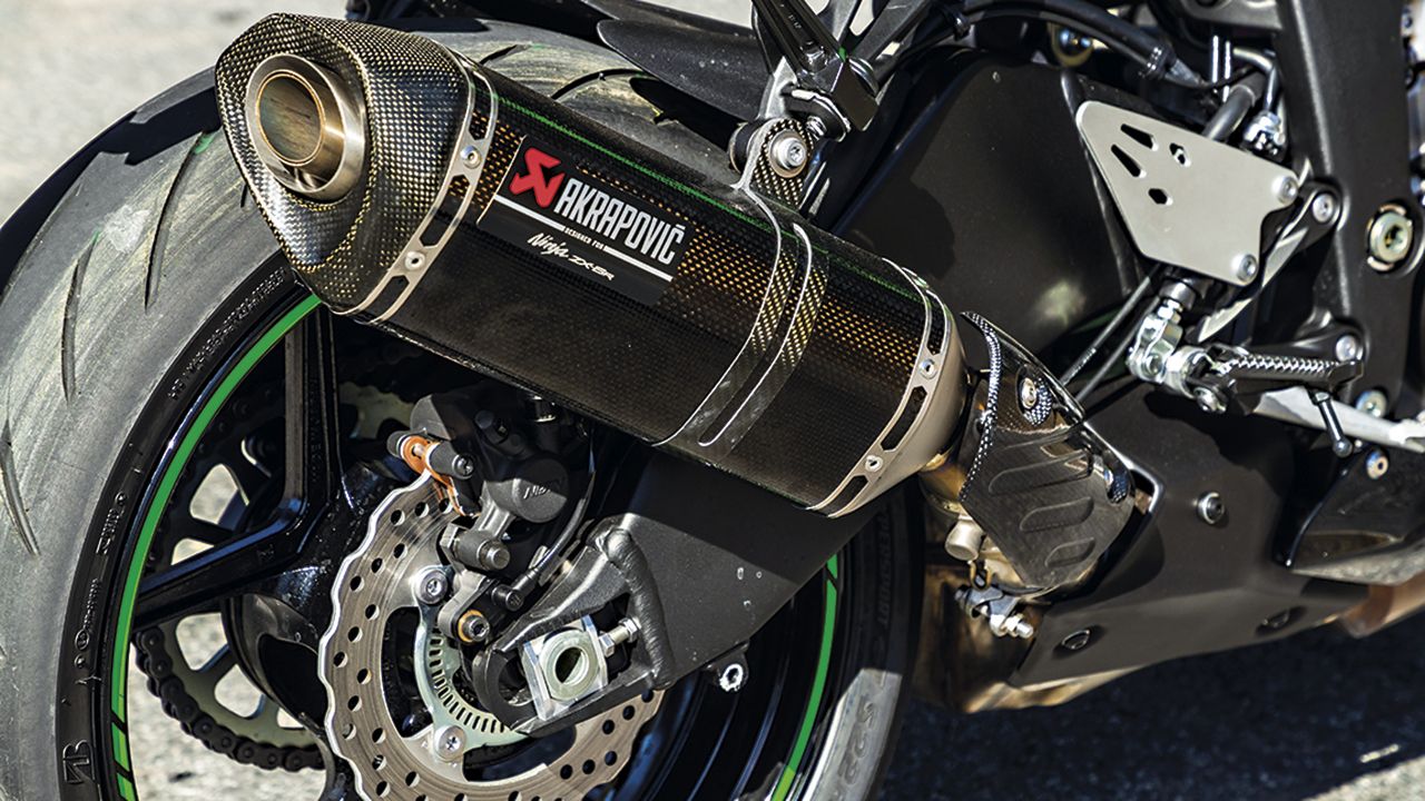 5cefdb770ce694ec528b463d-kawasaki-ninja-zx6r.jpg