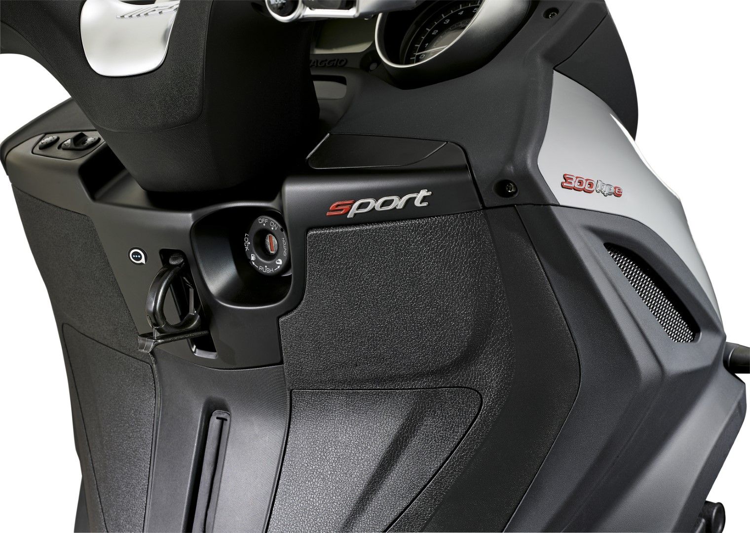 Piaggio MP3 300 hpe Sport 2019. Fotos
