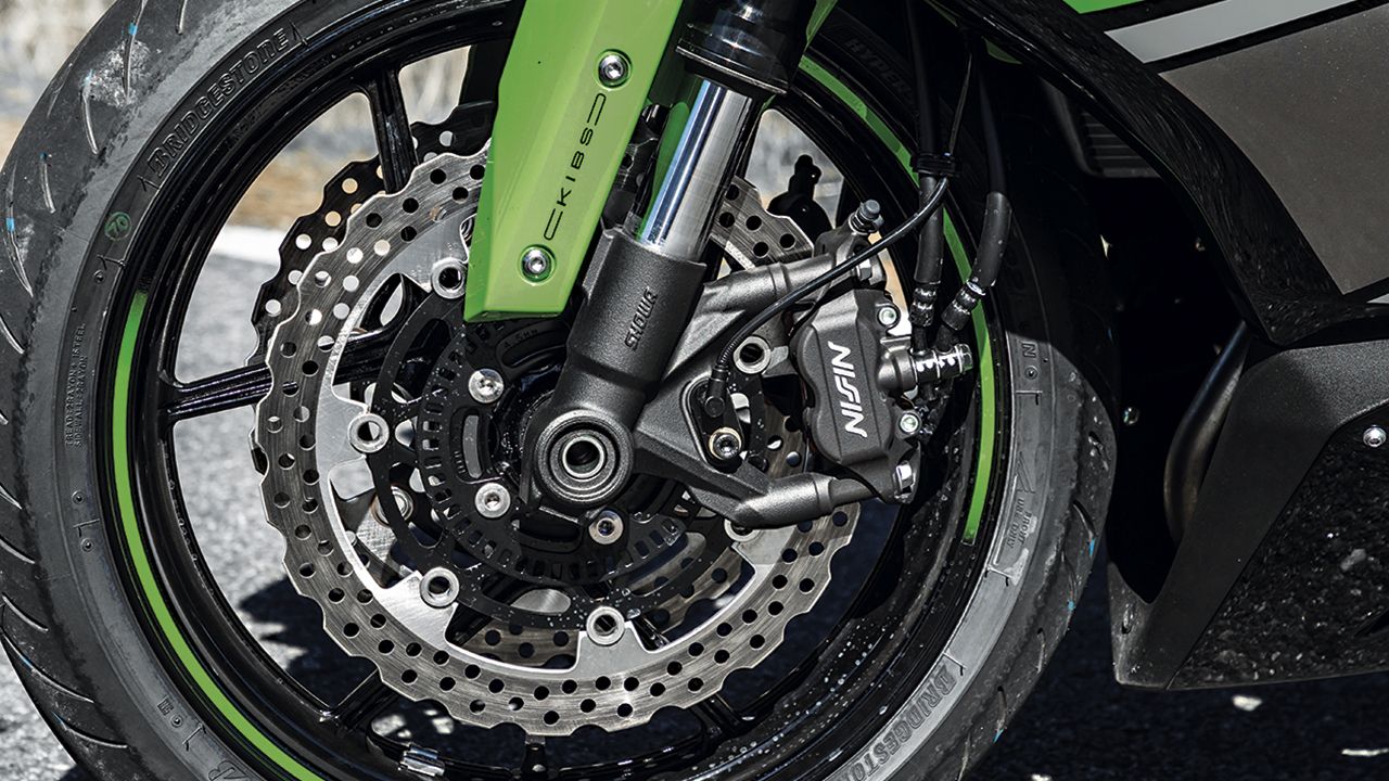 5cefdb770ce69415538b465d-kawasaki-ninja-zx6r.jpg