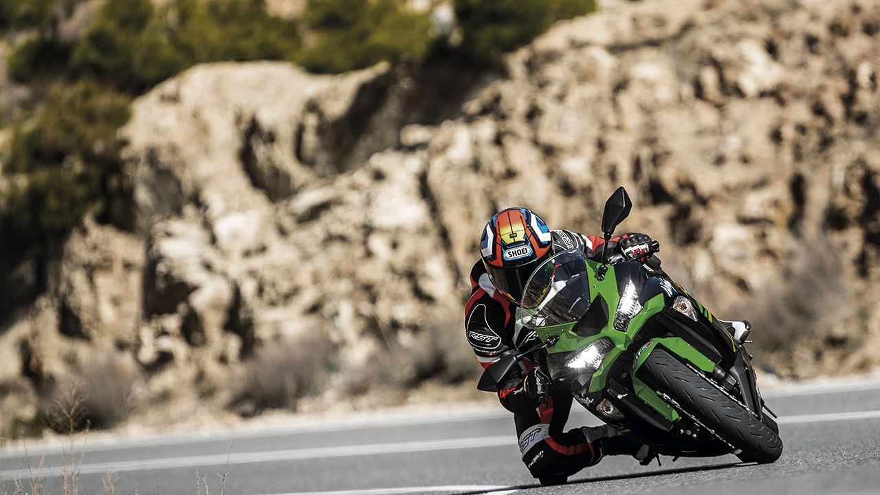 5cefdb770ee694586c3493e3-kawasaki-ninja-zx6r.jpg