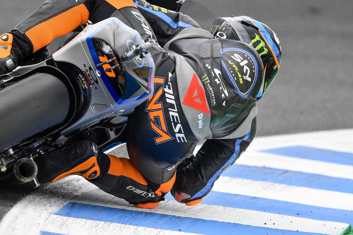 Luca Marini toma los mandos en los primeros libres de Moto2