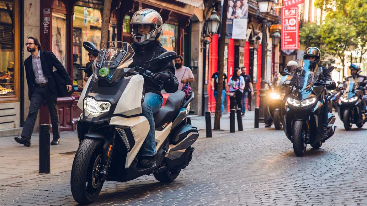 Descubriendo Madrid con los nuevos BMW C 400 X y C 400 GT