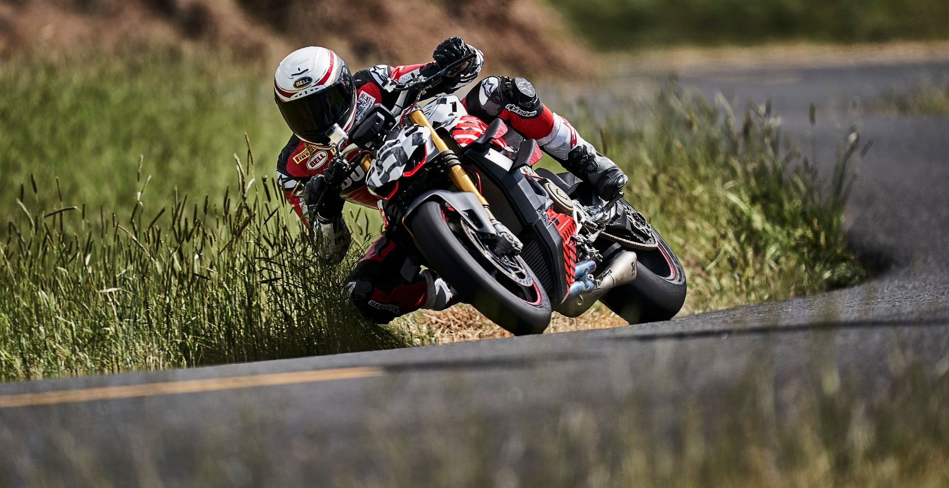 Ducati Streetfighter V4, agárrate porque llegan curvas