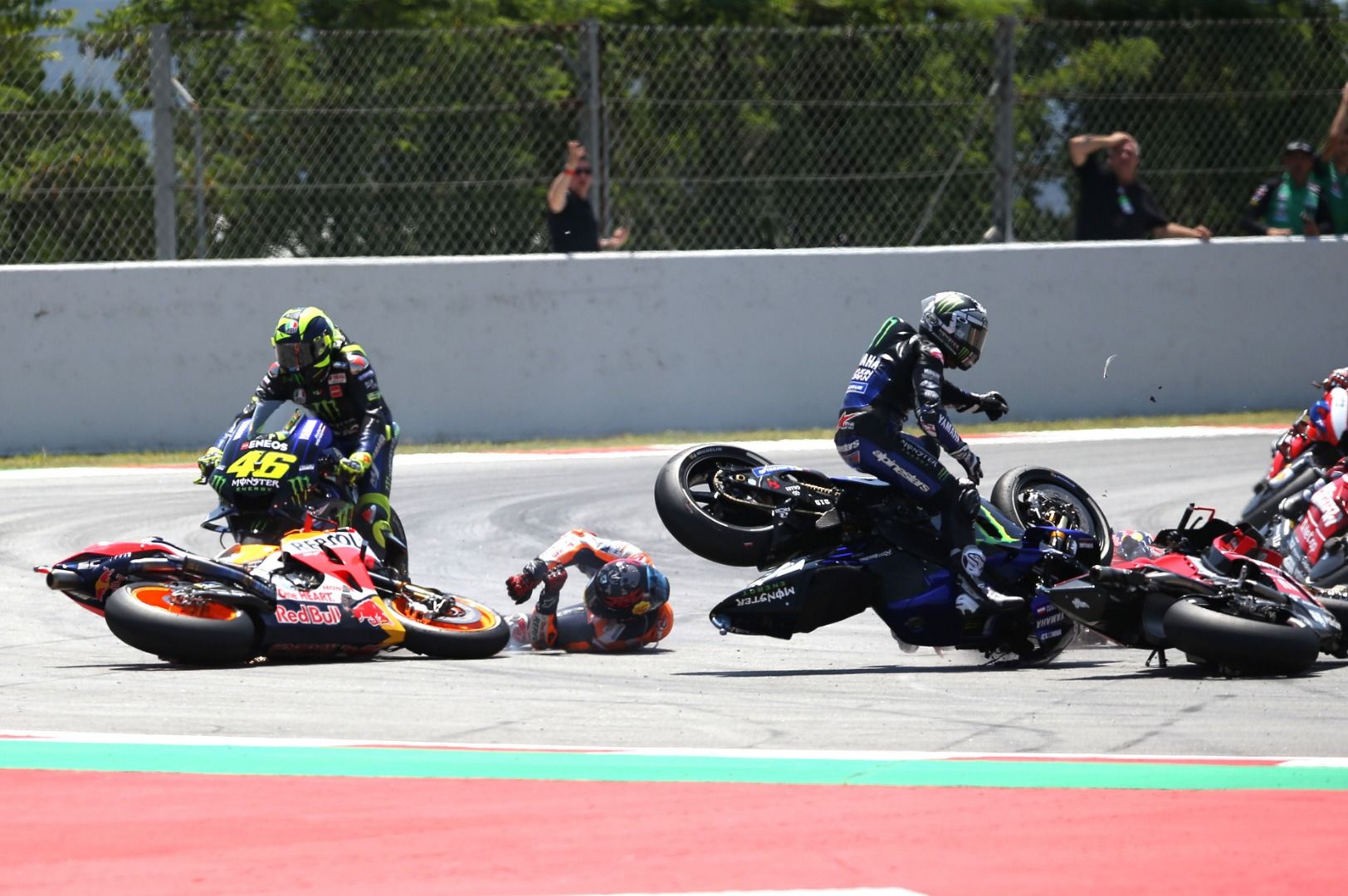 Incidente Jorge Lorenzo - MotoGP Catalunya 2019