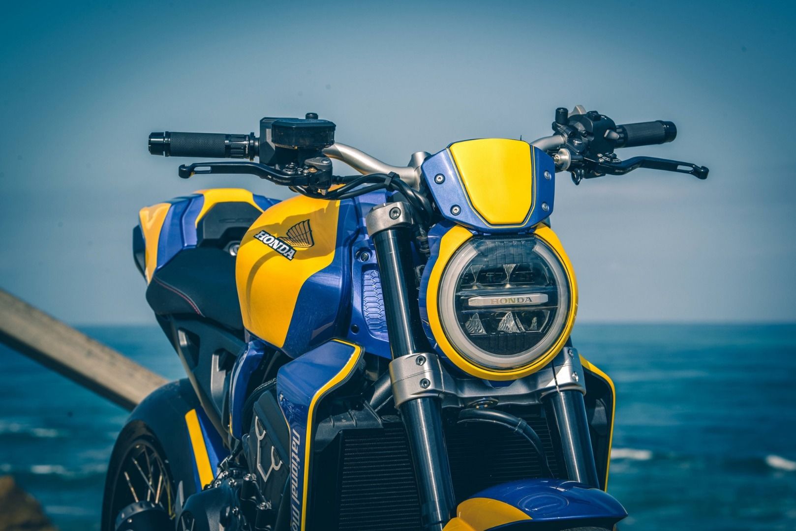 12 preparaciones Honda CB1000R para el Wheels & Waves 2019