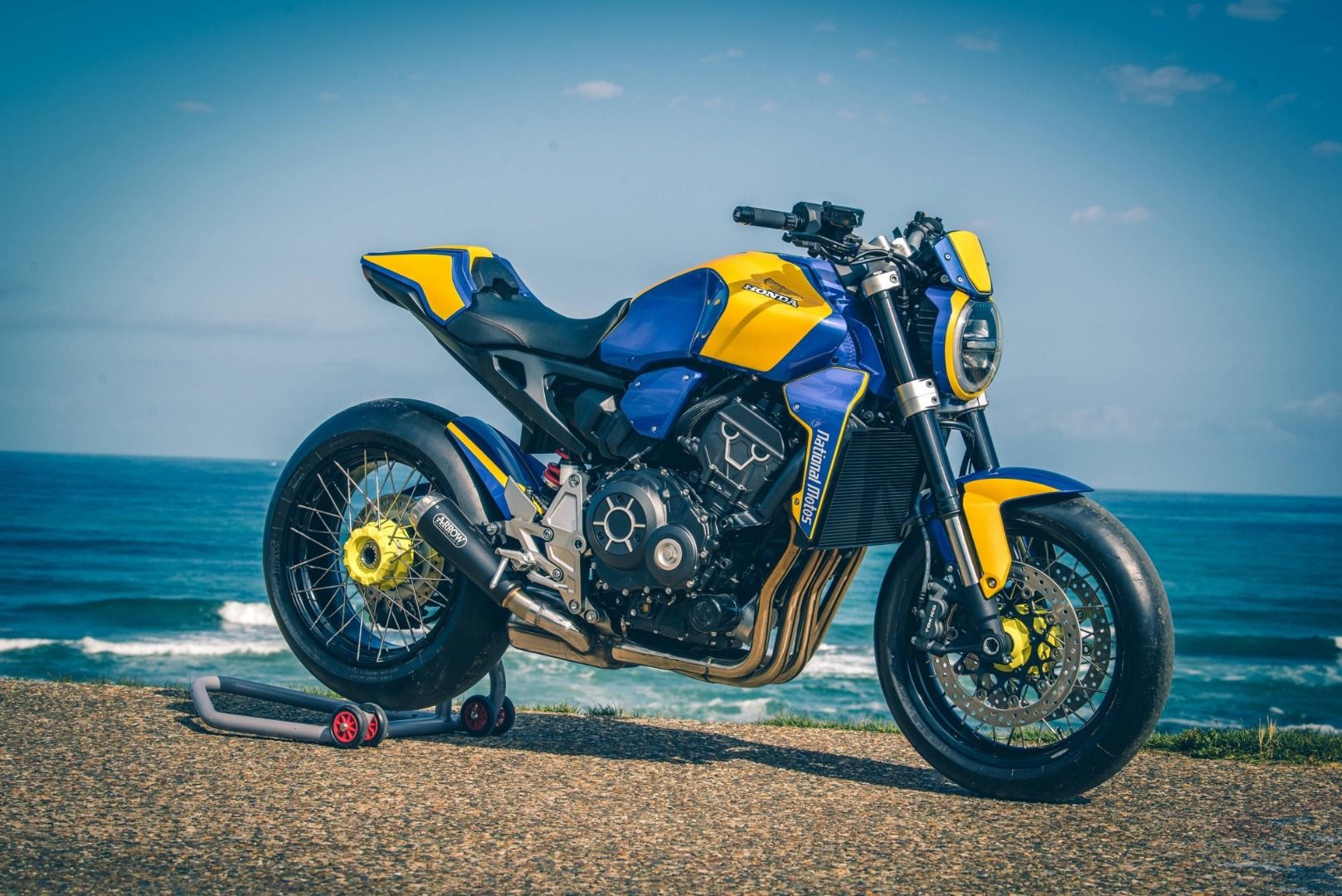 12 preparaciones Honda CB1000R para el Wheels & Waves 2019