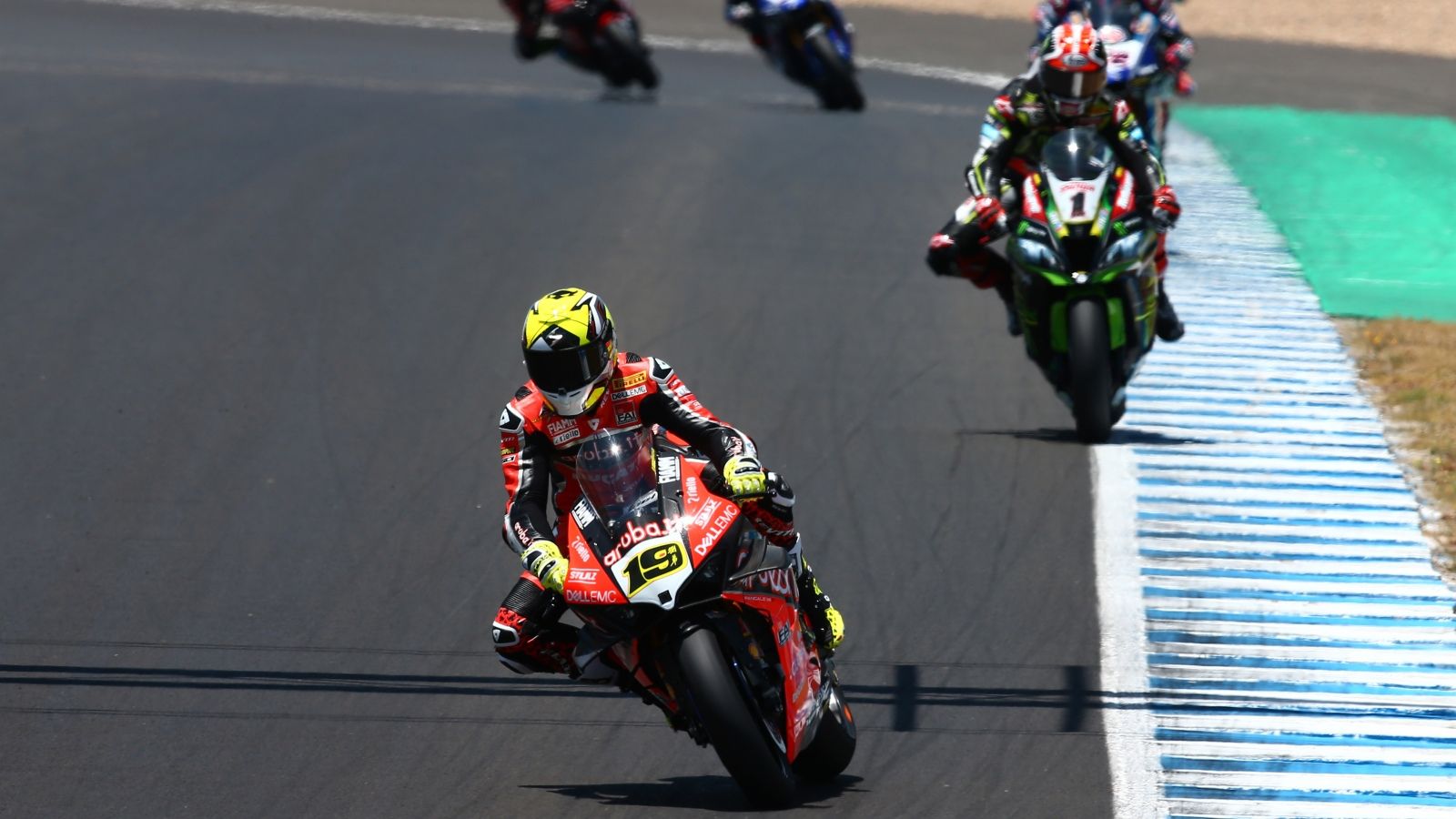 Álvaro Bautista ganó dos de las tres carreras en Jerez (Fotos: Gold & Goose).