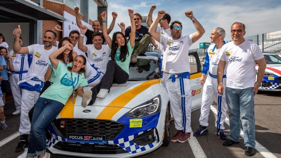 Autopista y Motociclismo vencen en las 24 Horas Ford