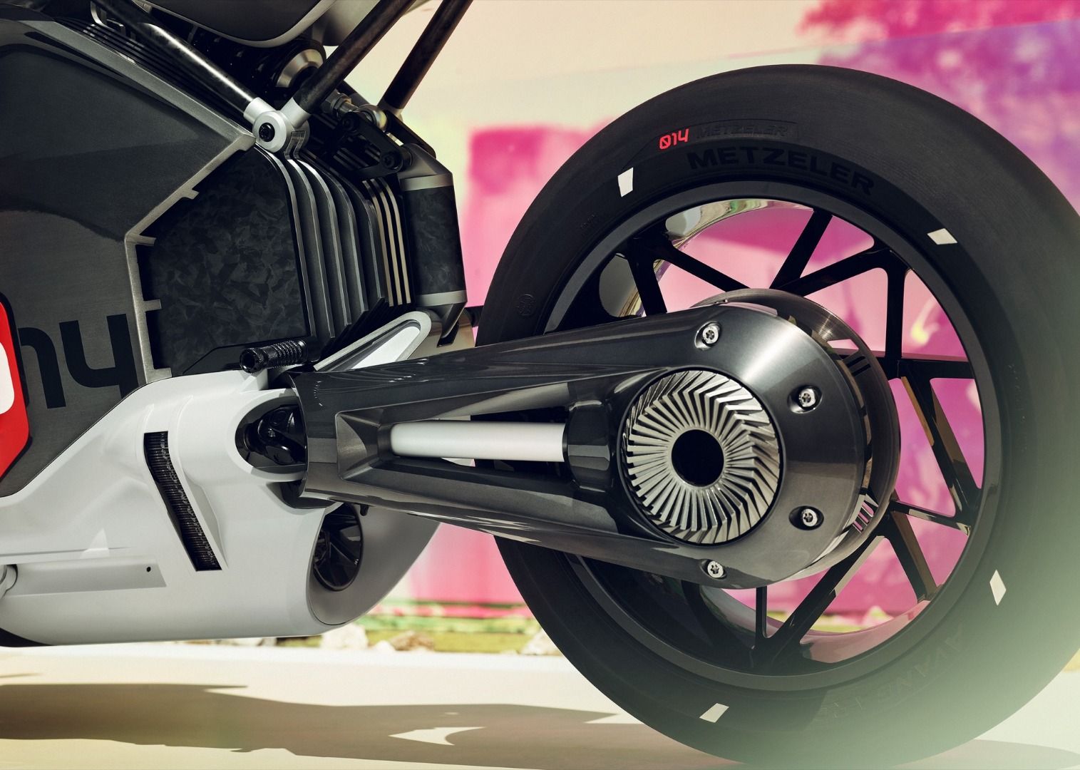 BMW Motorrad Vision DC Roadster, la eléctrica de BMW