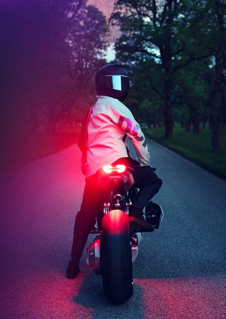 BMW Motorrad Vision DC Roadster, la eléctrica de BMW