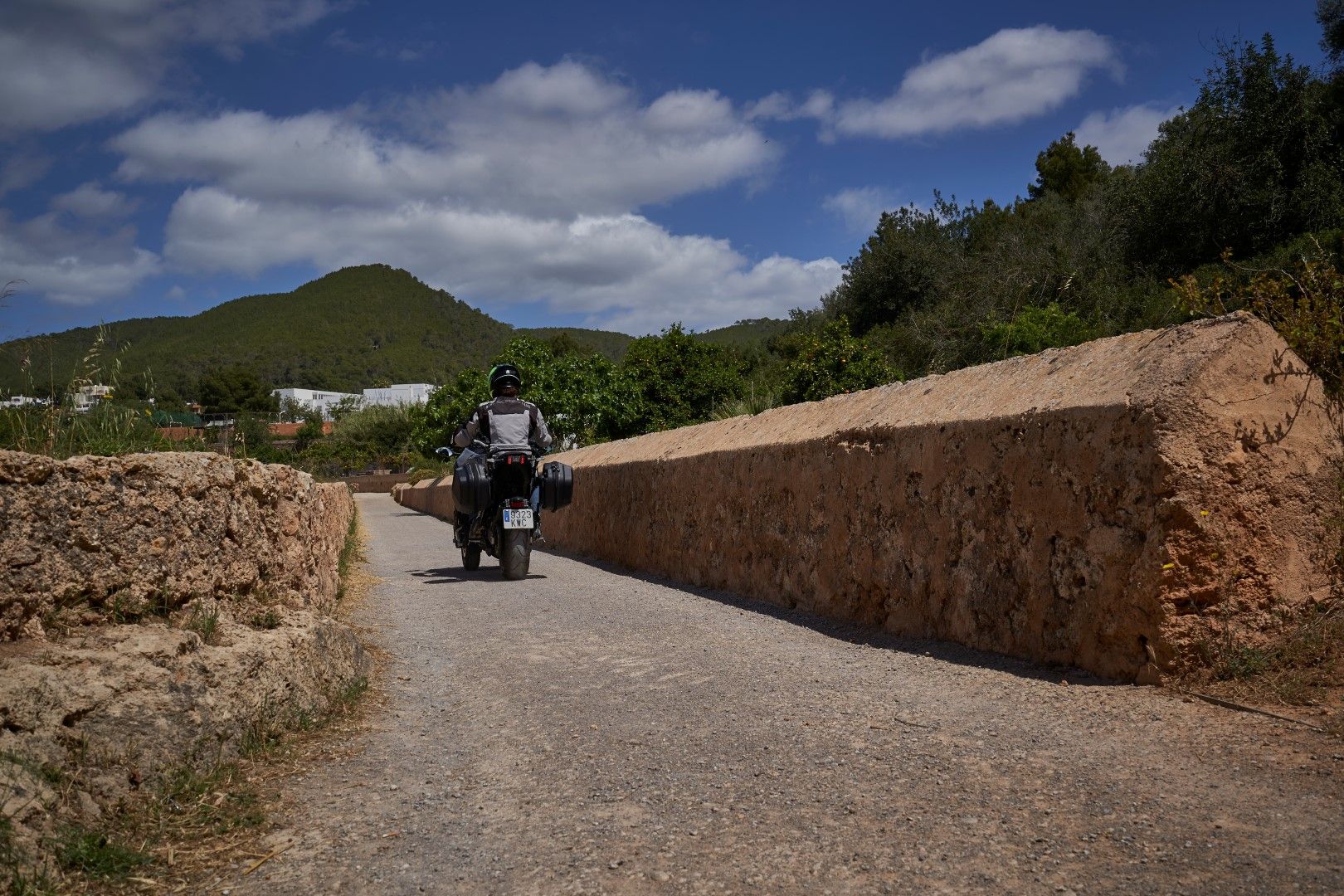 En ruta con Yamaha Niken GT: Santa Eulalia (Ibiza)