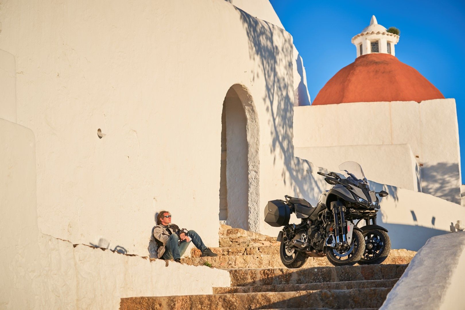 En ruta con Yamaha Niken GT: Santa Eulalia (Ibiza)