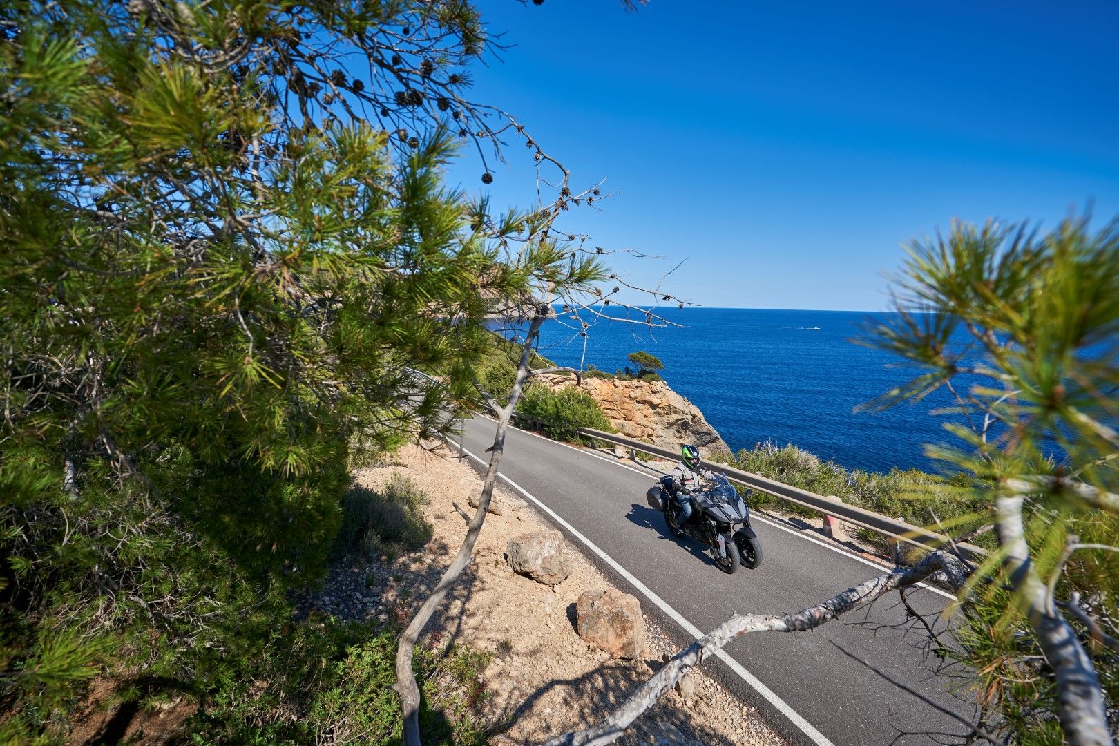 En ruta con Yamaha Niken GT: Santa Eulalia (Ibiza)
