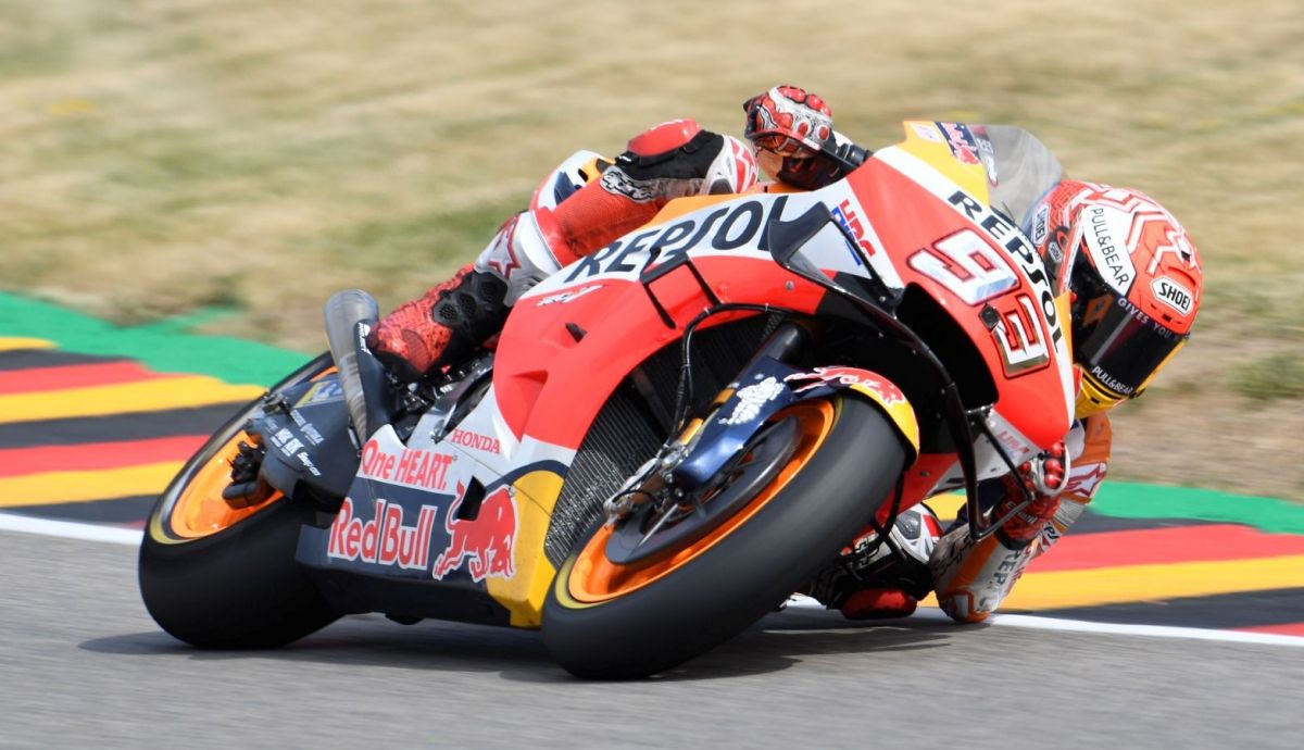 Marc Márquez hace historia con su décima victoria seguida en Sachsenring
