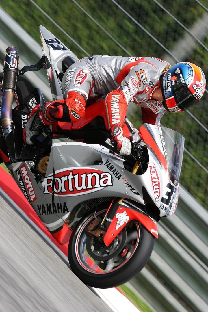 Marco Melandri se retira - Carrera deportiva en fotos