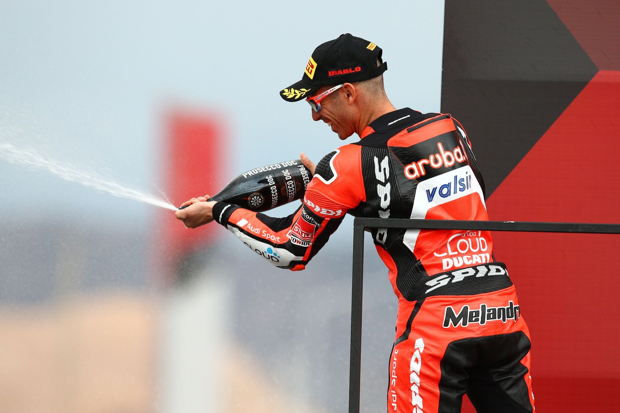 Marco Melandri anuncia su retirada