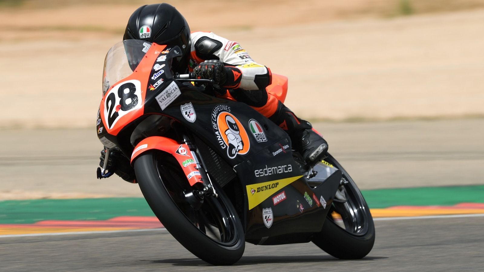 Izan Guevara hace historia en la European Talent Cup con otro doblete en Aragón