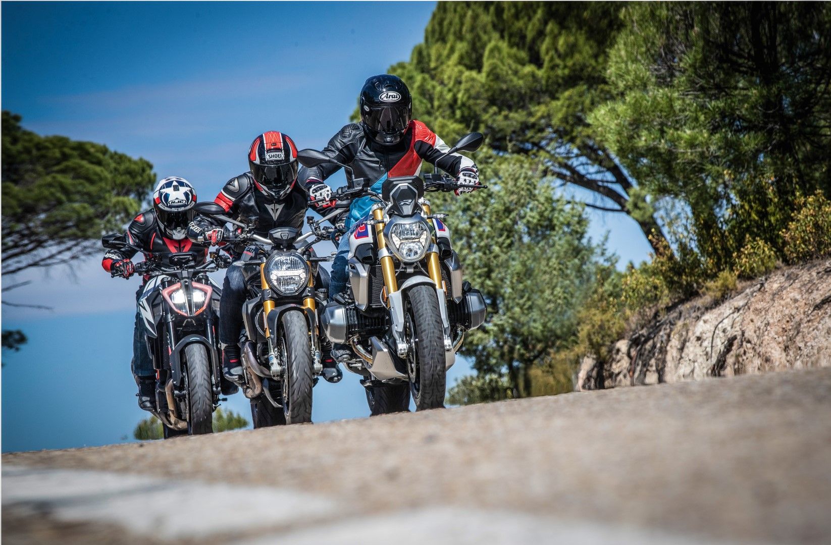 Comparativa Supernaked Grandes Twin: BMW R 1250 R, Ducati Monster 1200 S, KTM 1290 Super Duke R