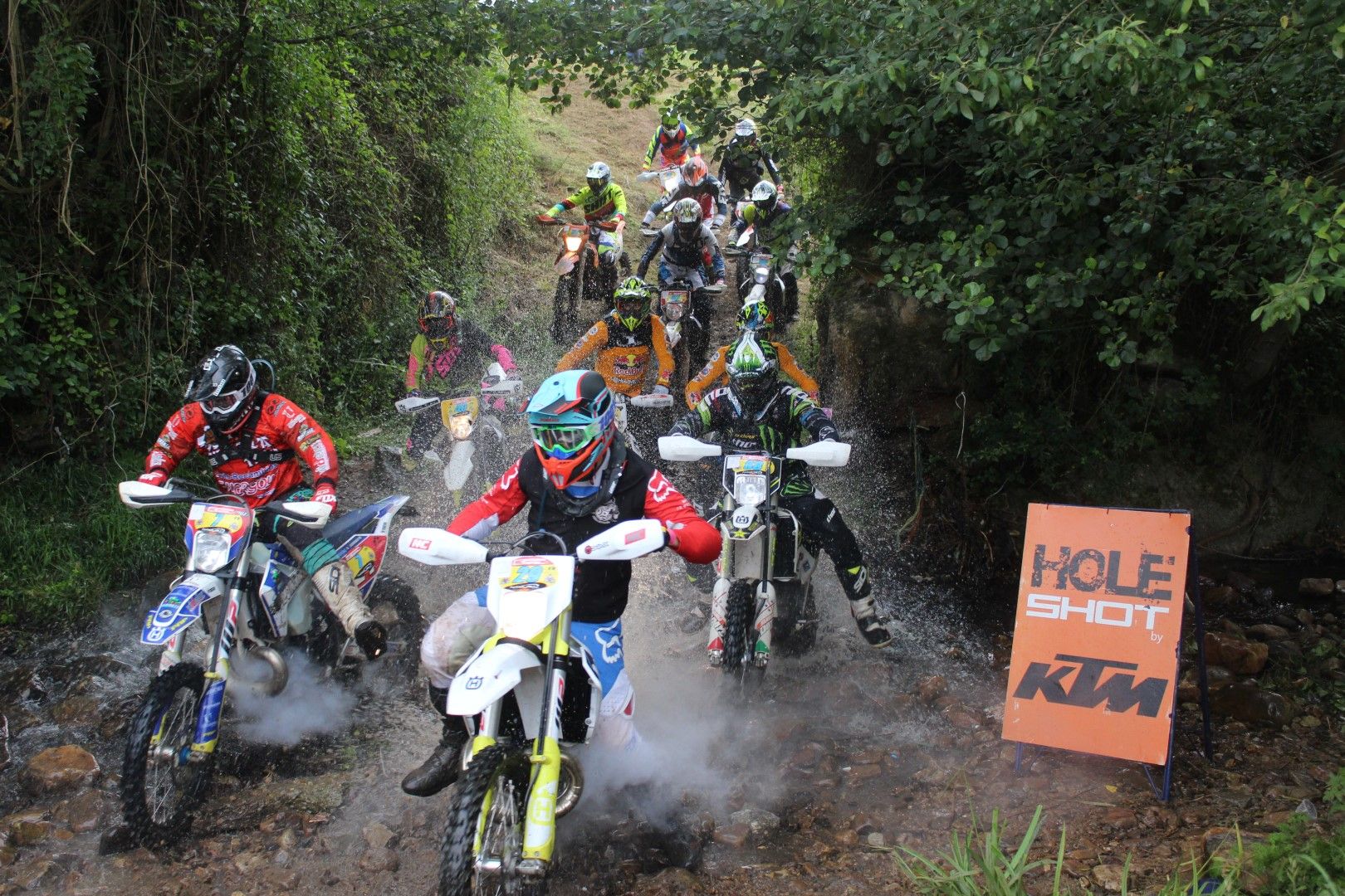 Meringrades 2019: la fiesta del enduro de verano