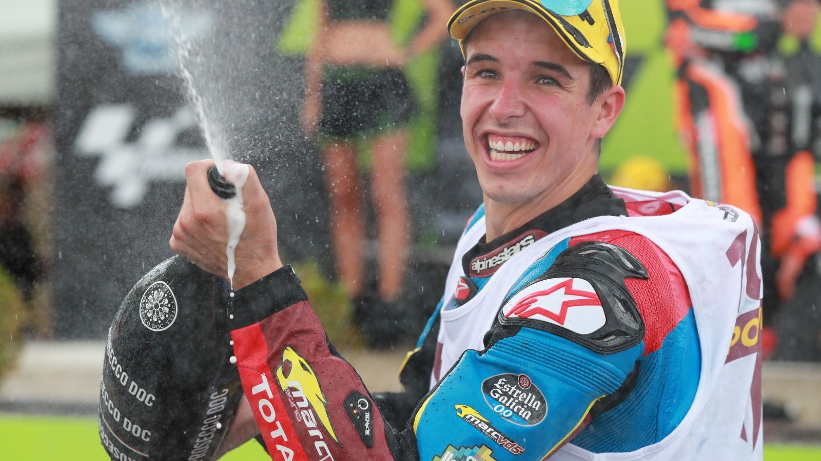 Álex Márquez celebra su victoria en Brno (Foto: Gold & Goose).