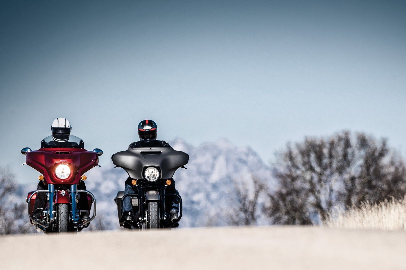 Cuerpo a cuerpo Harley-Davidson Street Glide Special - Indian Chieftain Limited