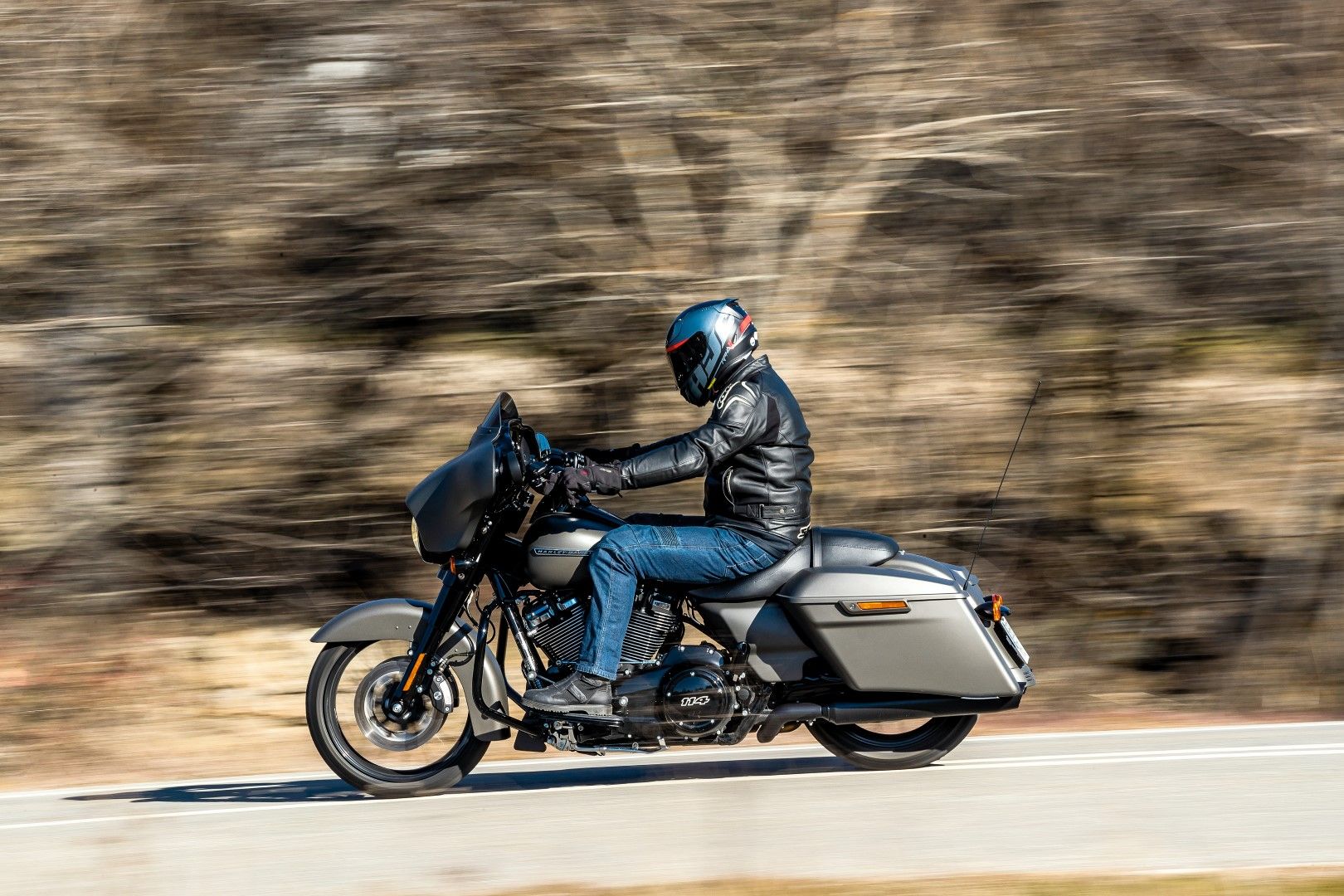 Cuerpo a cuerpo Harley-Davidson Street Glide Special - Indian Chieftain Limited