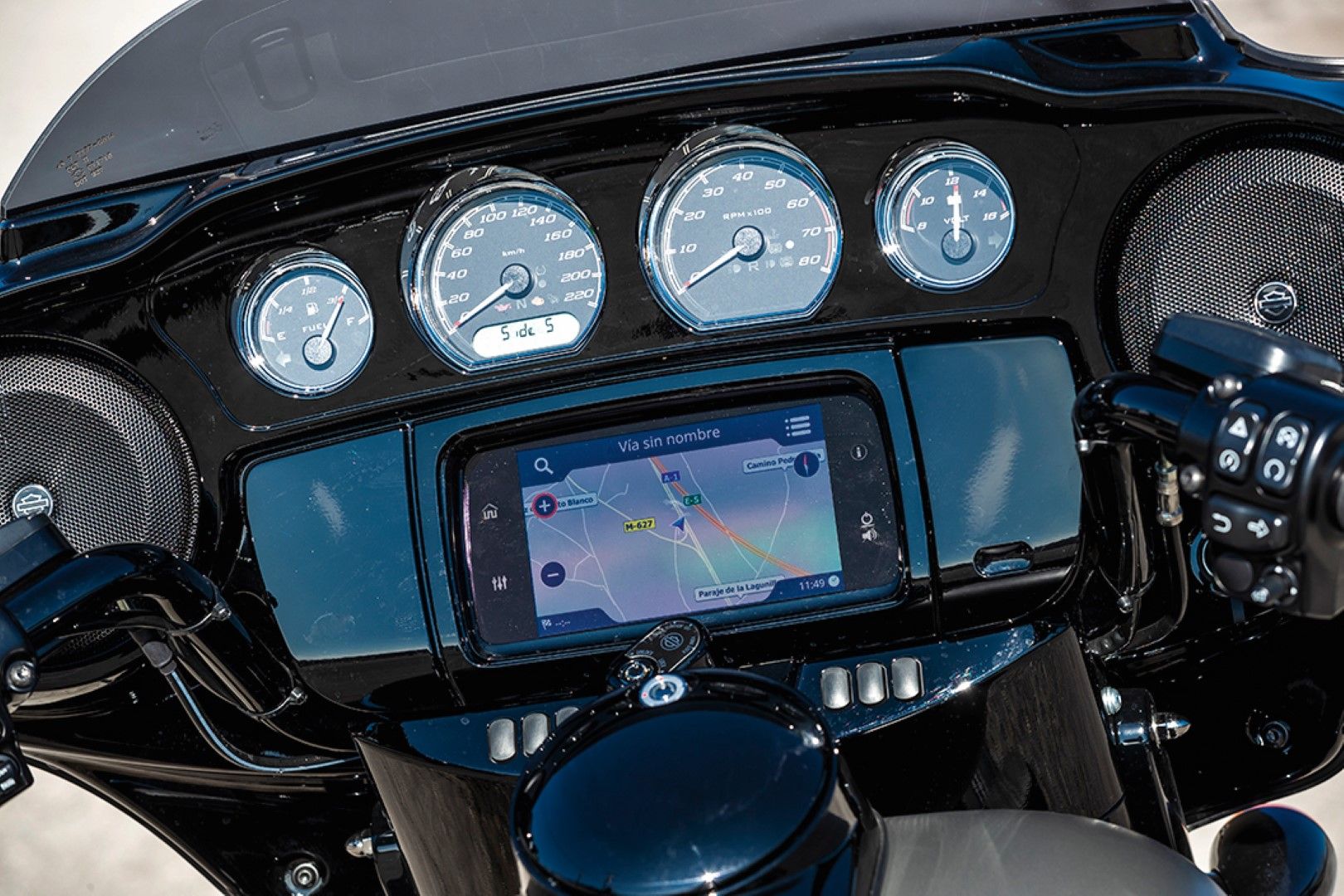 Cuerpo a cuerpo Harley-Davidson Street Glide Special - Indian Chieftain Limited