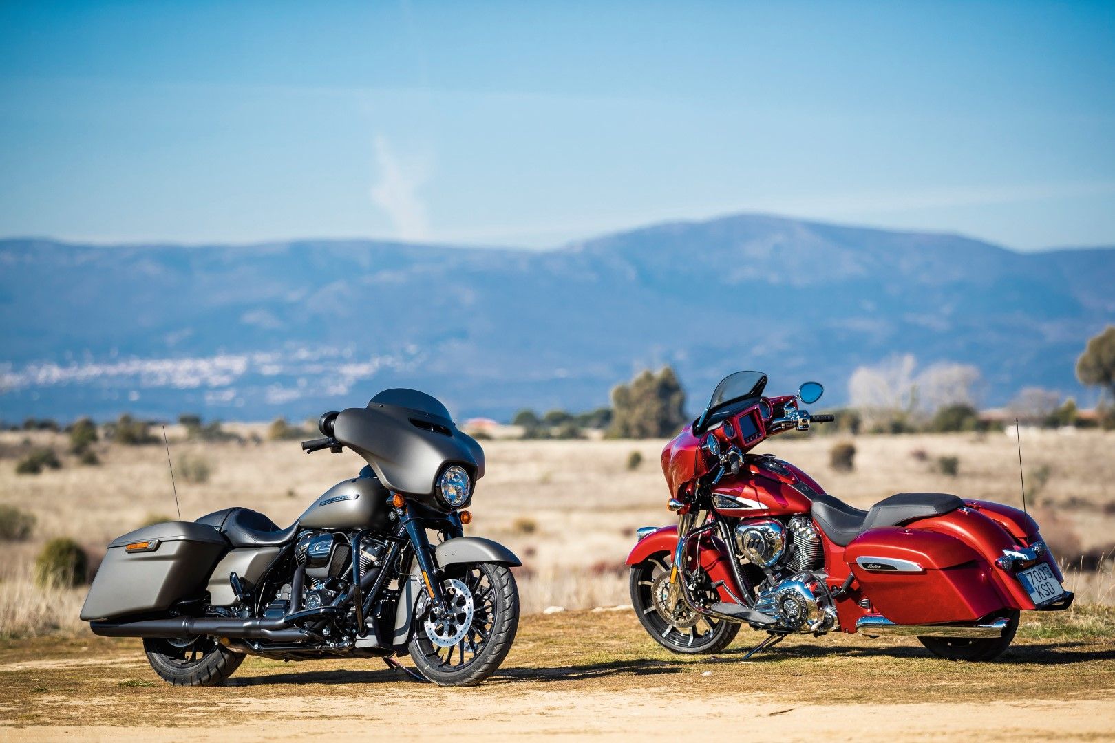 Cuerpo a cuerpo Harley-Davidson Street Glide Special - Indian Chieftain Limited