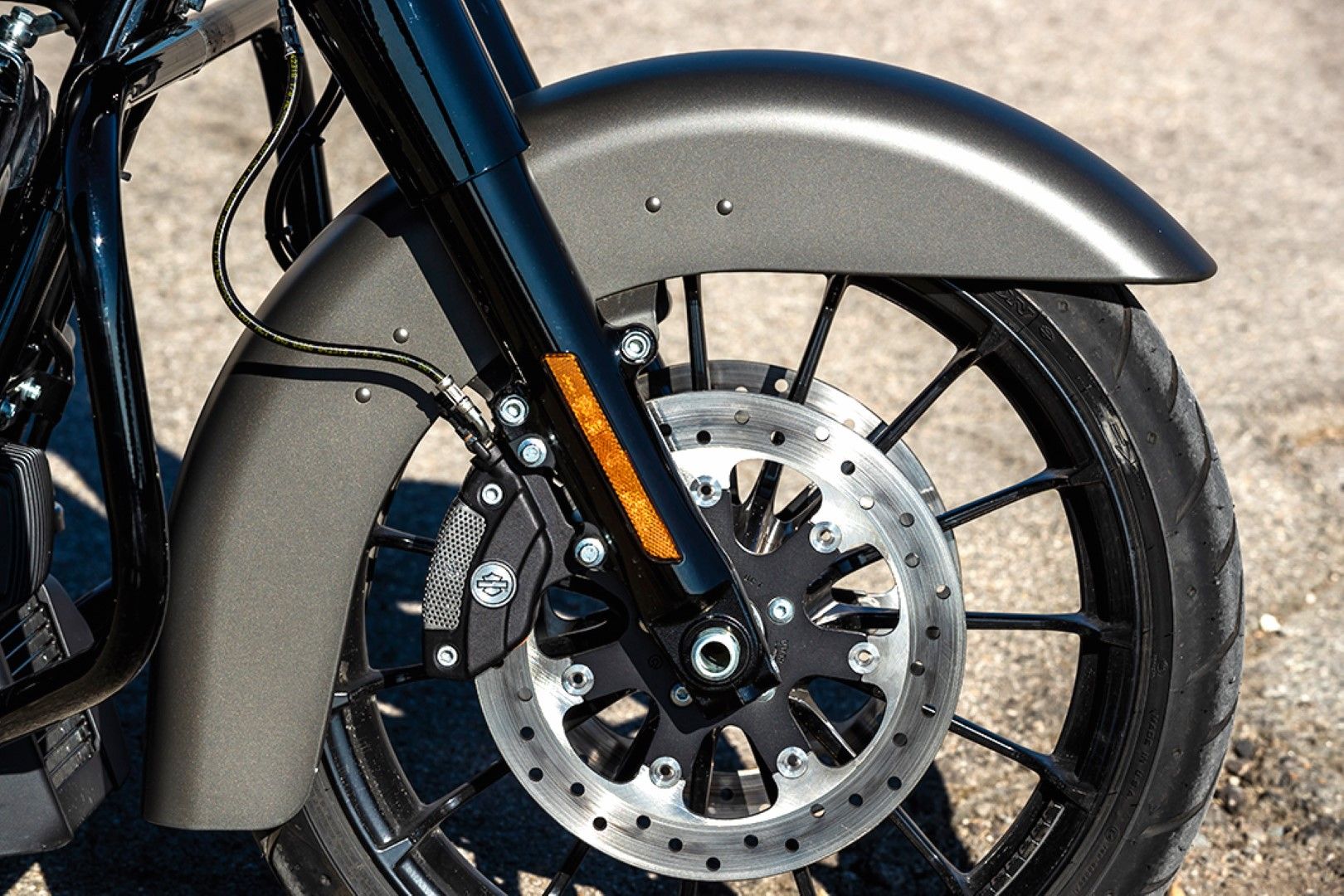 Cuerpo a cuerpo Harley-Davidson Street Glide Special - Indian Chieftain Limited