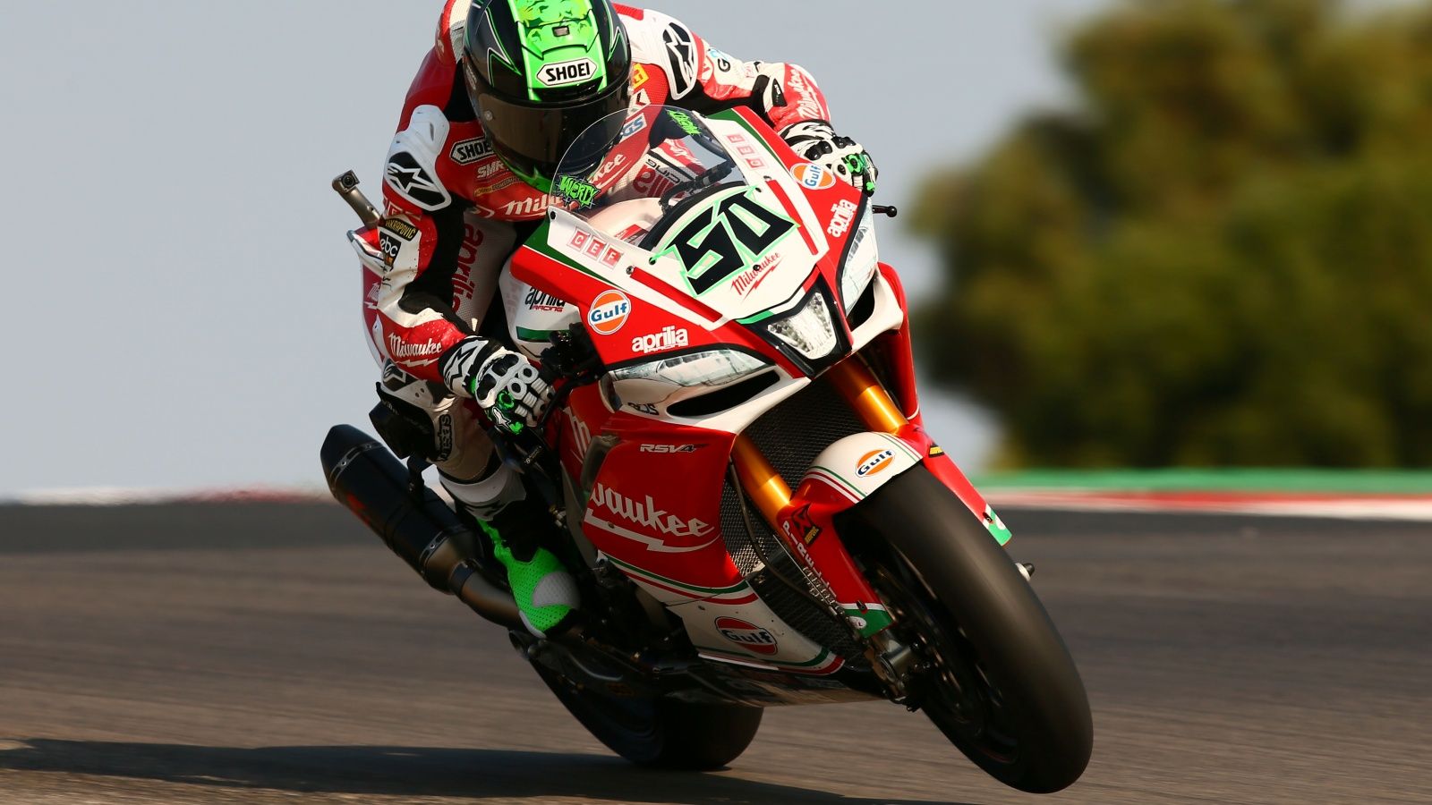 Eugene Laverty ya corrió para el Shaun Muir Racing, entonces con Aprilia (Fotos: Gold & Goose / BMW).