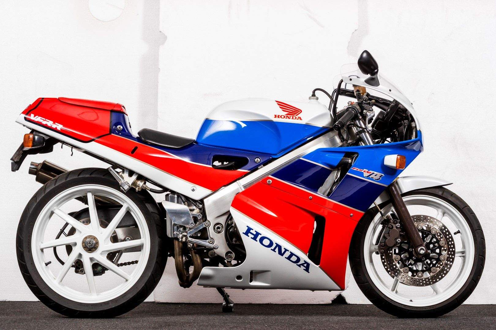 Classic Club: Honda VRF400R NC30. Galería de fotos