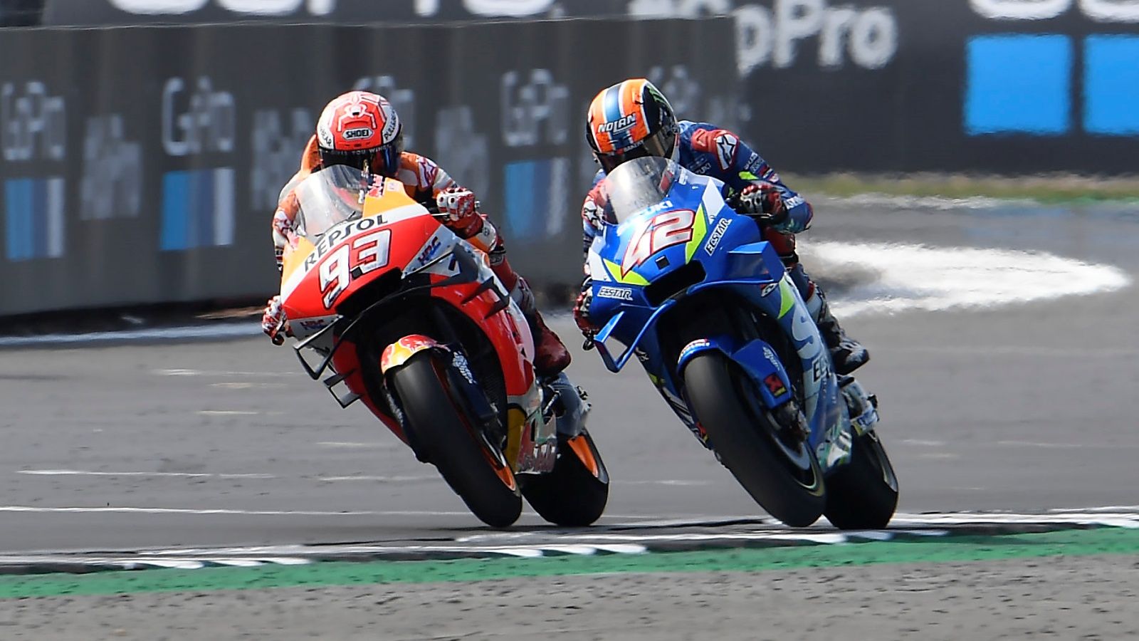 Álex Rins vs Marc Márquez, Silverstone 2019