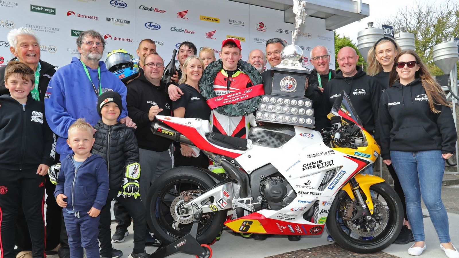 Nathan Harrison se ha llevado las victorias en Senior y Junior (Fotos: ManxGP).