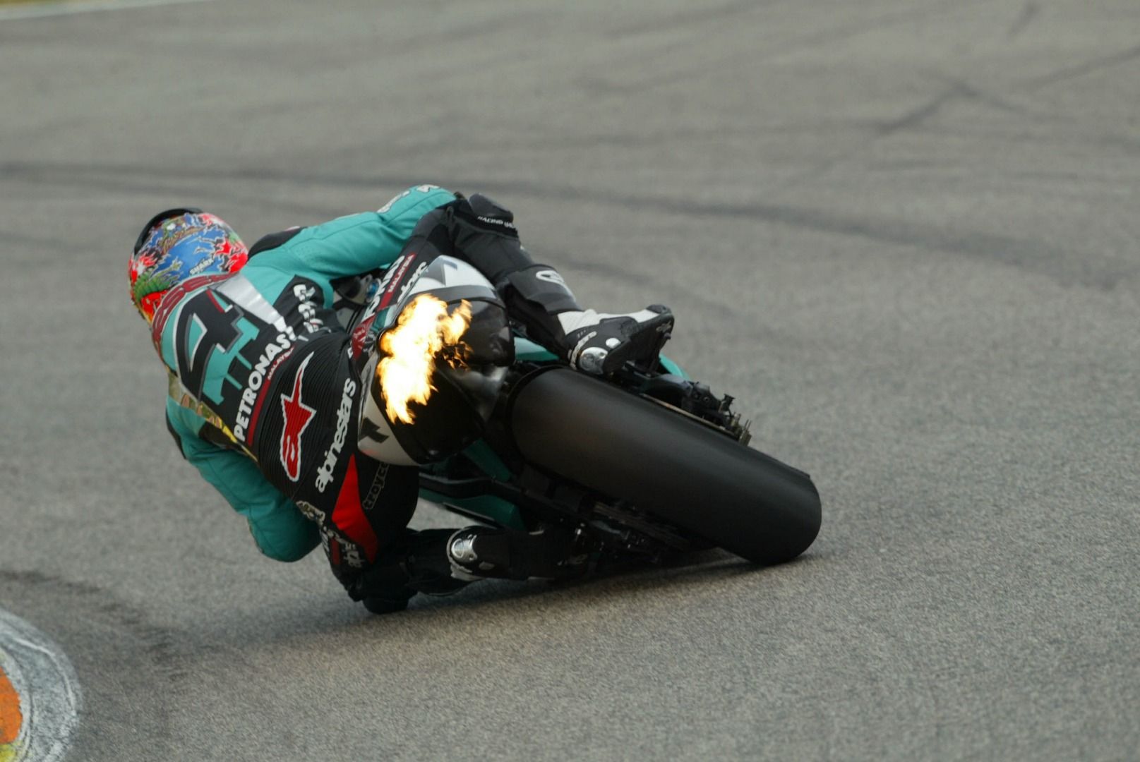 Petronas FP1: una historia de retos, demandas y descubrimientos
