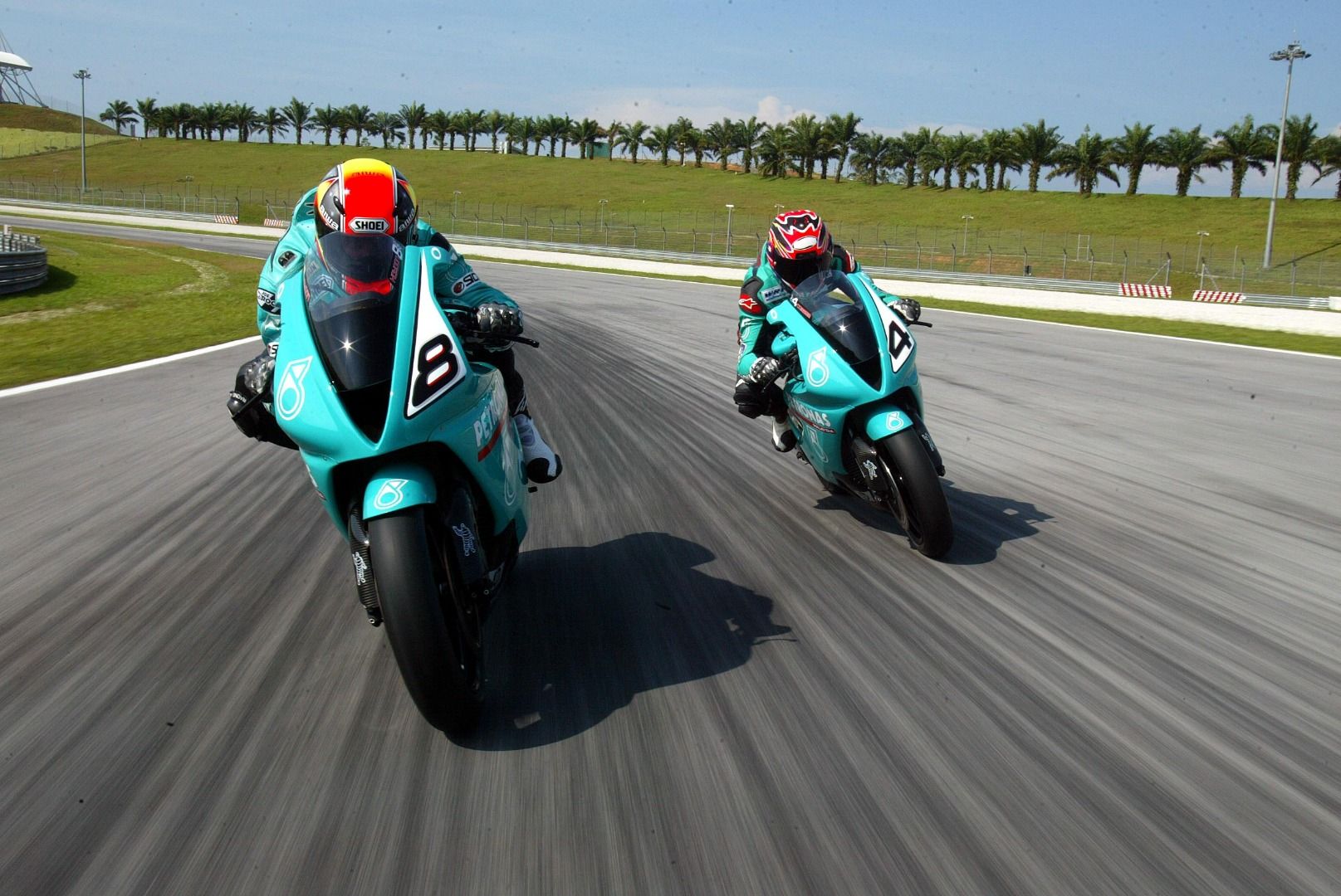 Petronas FP1: una historia de retos, demandas y descubrimientos