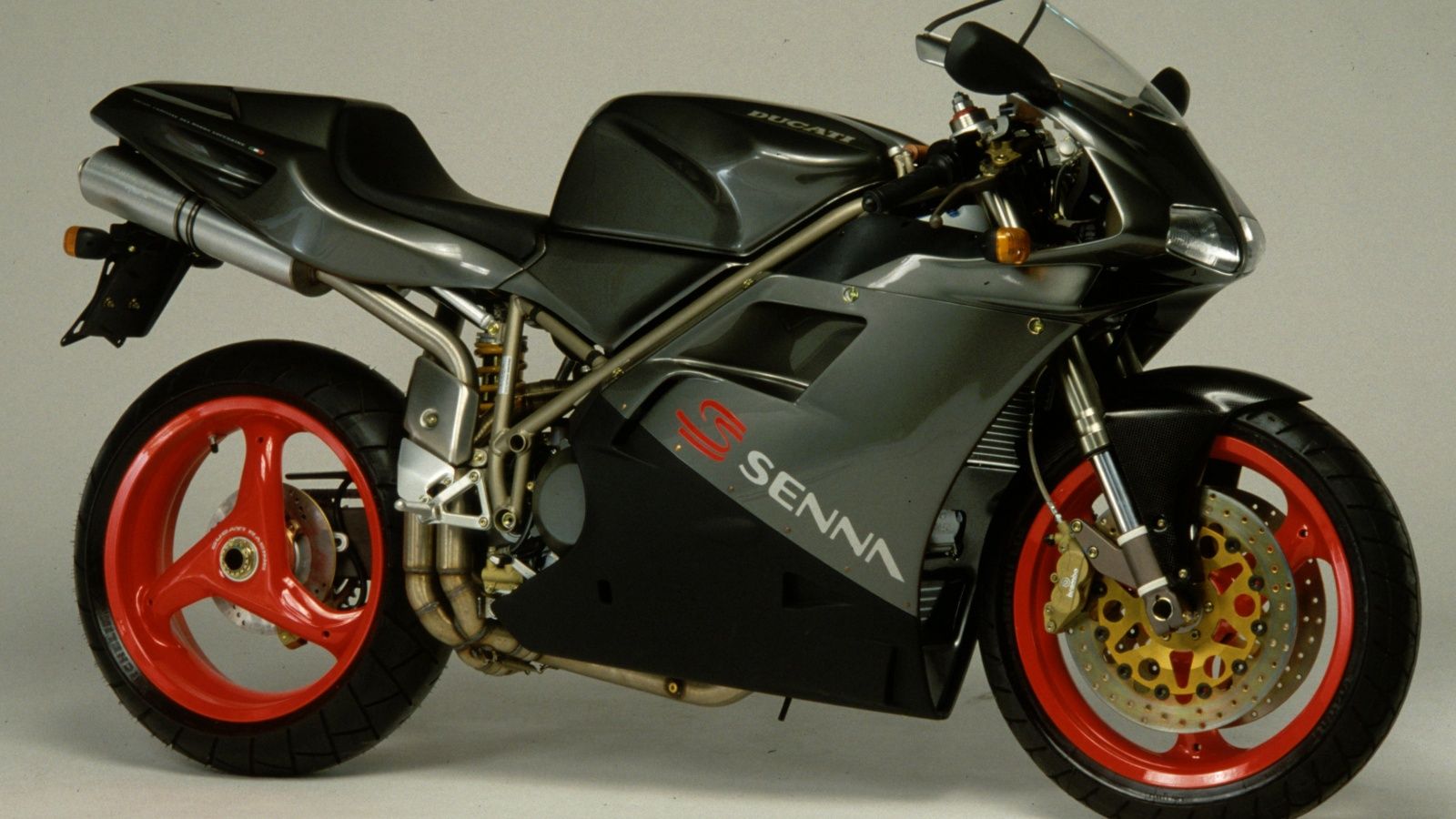 Ducati 916: el mito original y las versiones sucesivas