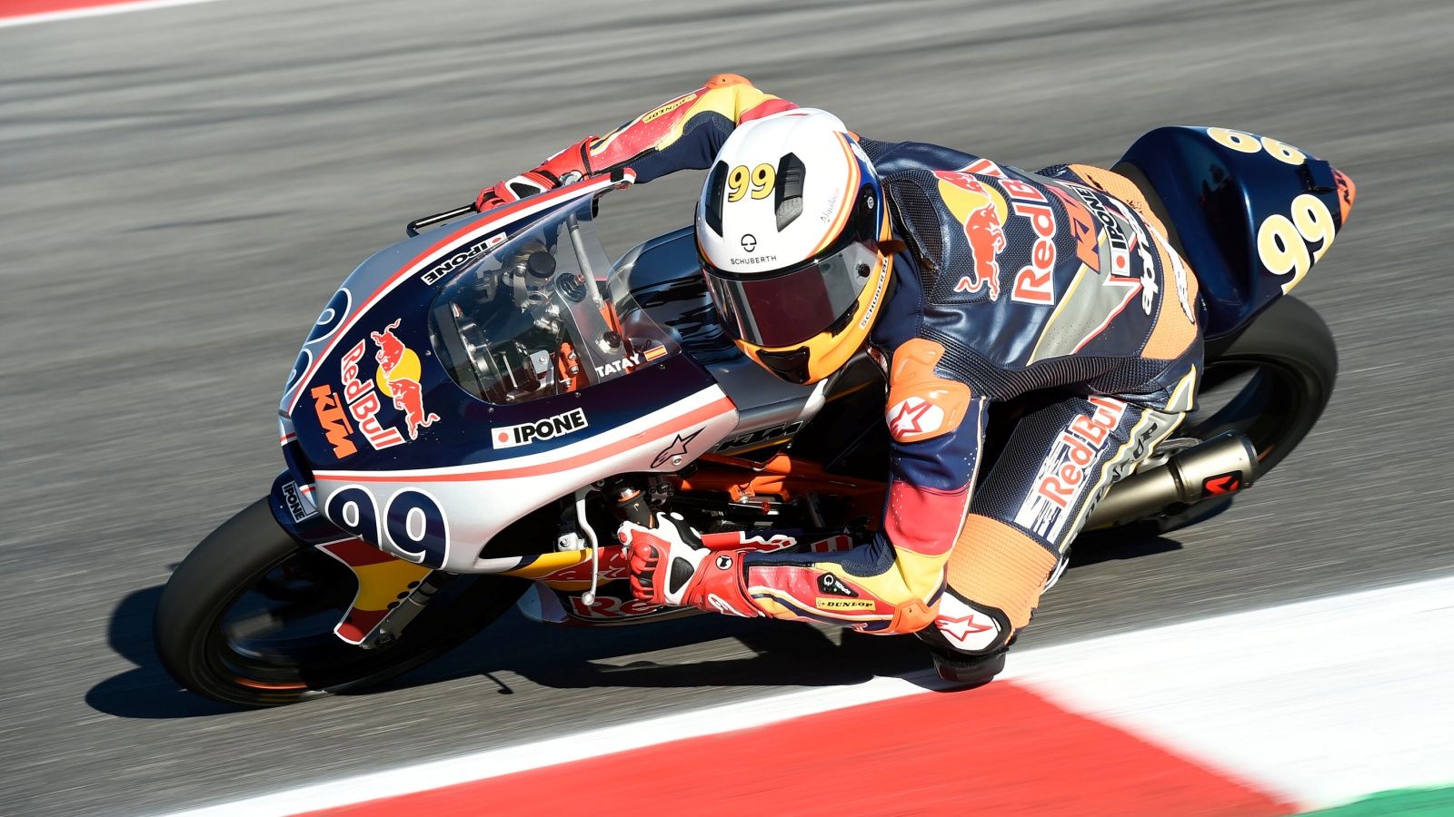 Carlos Tatay en Misano (Fotos: Red Bull).
