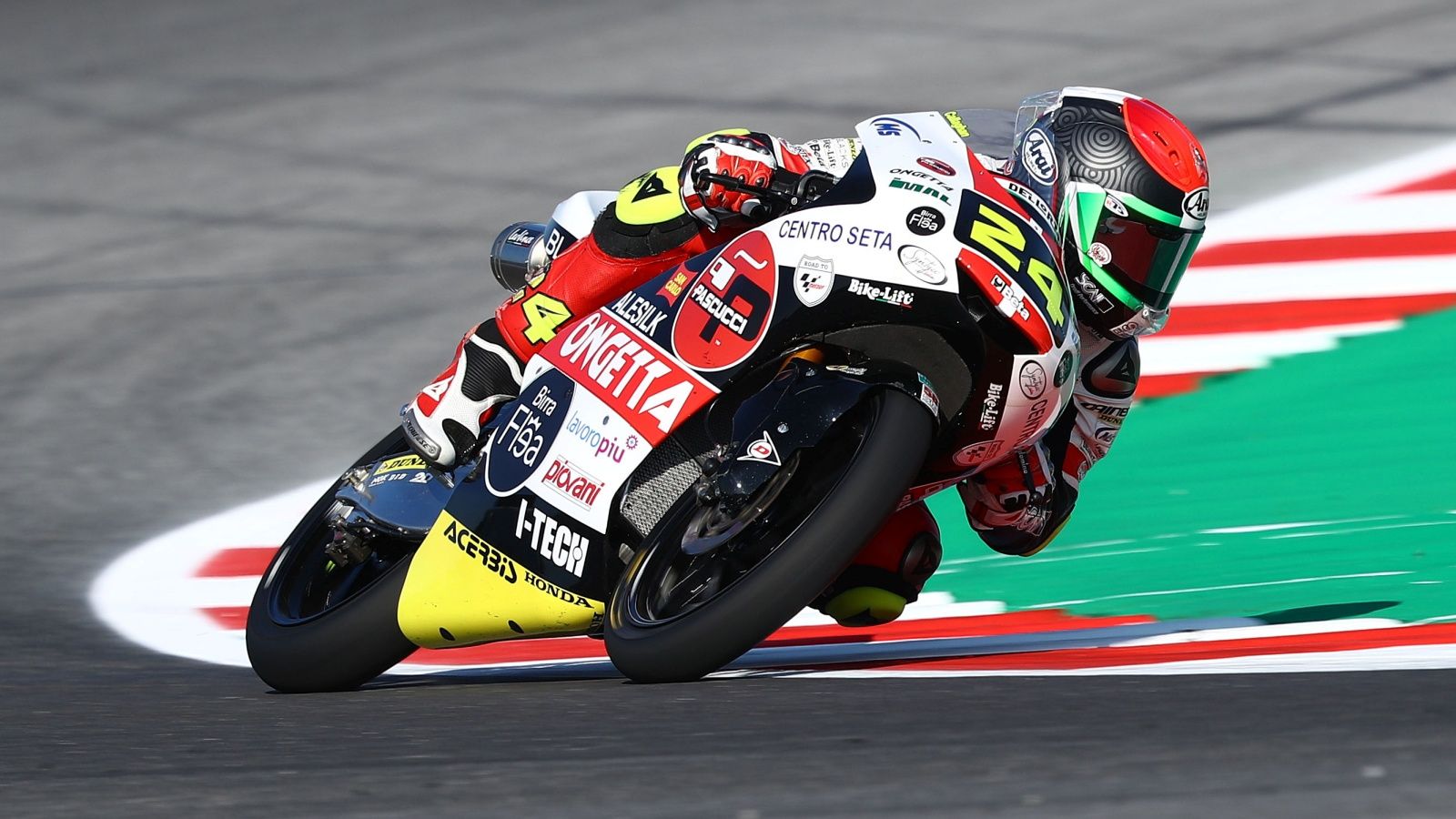 Primera pole mundialista para Tatsuki Suzuki (Foto: Gold & Goose).