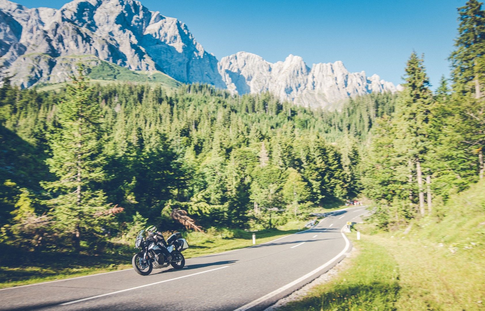 The Austrian Adventure, un viaje de aventura con la KTM 790 Adventure por los Alpes austriacos.
