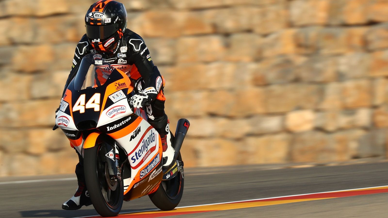 Gran pole de Arón Canet en Motorland (Fotos: Gold & Goose).