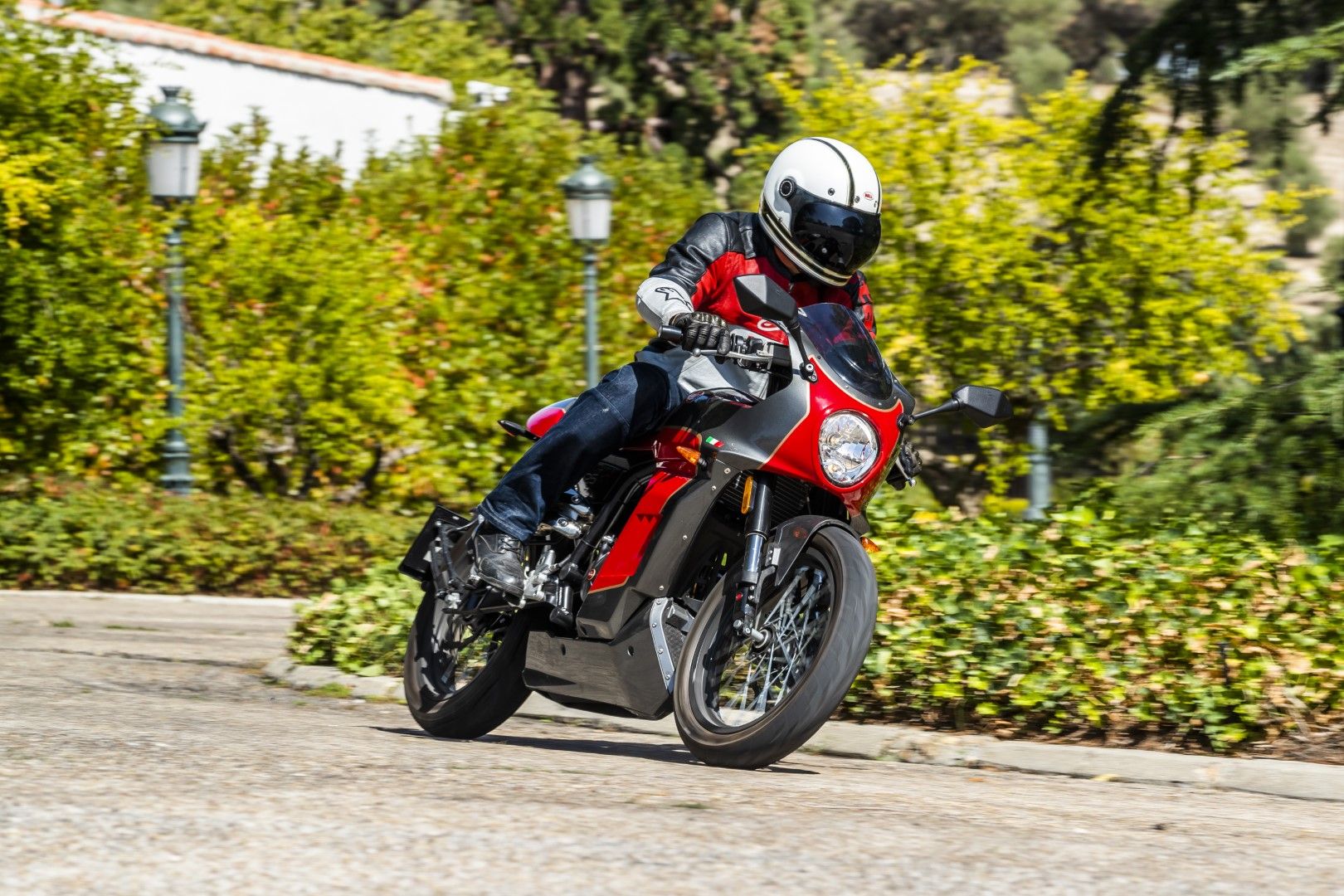 F.B Mondial Pagani 125. Fotos