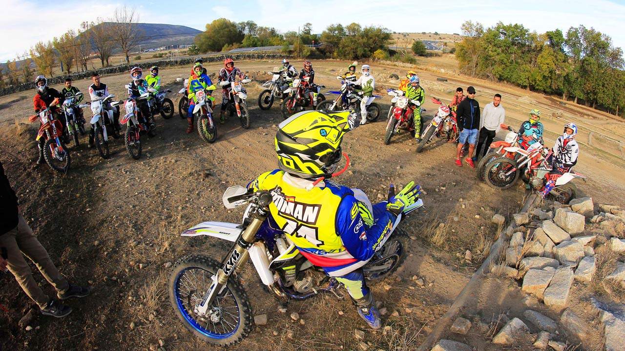 Gran éxito del curso Moremoto de motocross y enduro