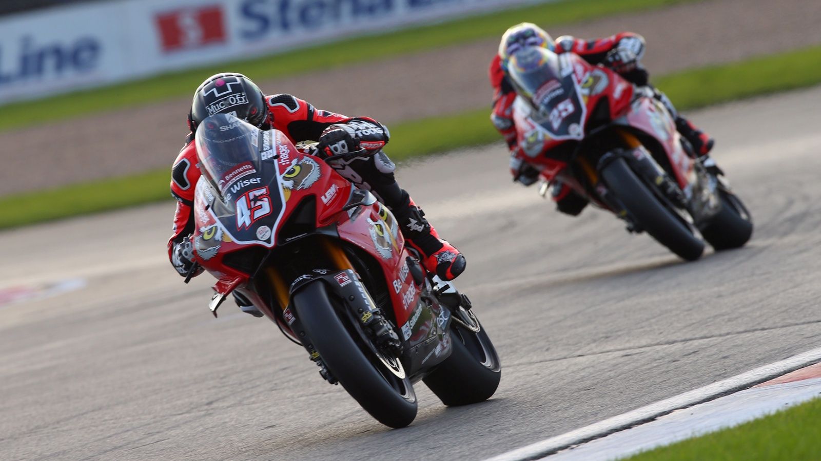 NoTodoMotoGP: Scott Redding vuelve a lucirse y Ducati asegura el título del BSB